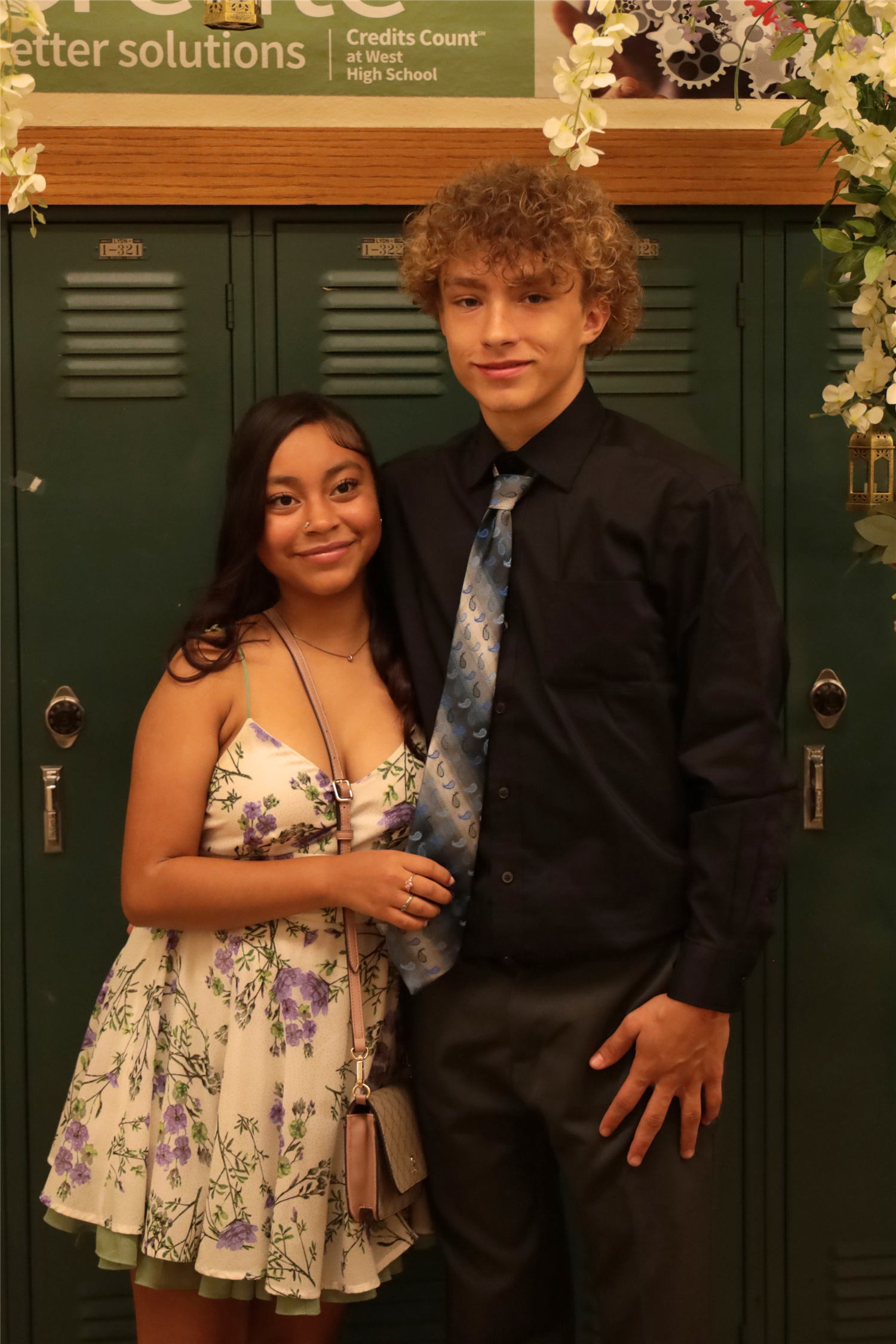 hoco couple